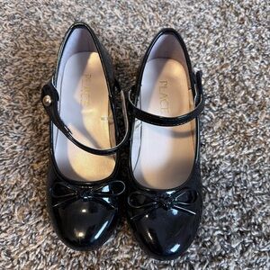Place Shiny Black Kids Dress Shoes